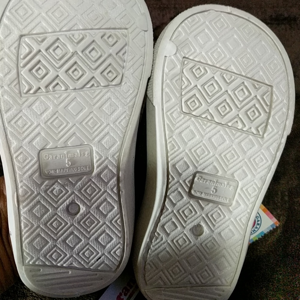 Shoes - Picture 3 of 3